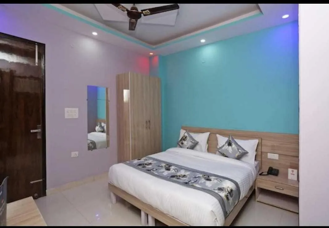 ***  Oyo Rose Residency Prime Hotel Delhi  India