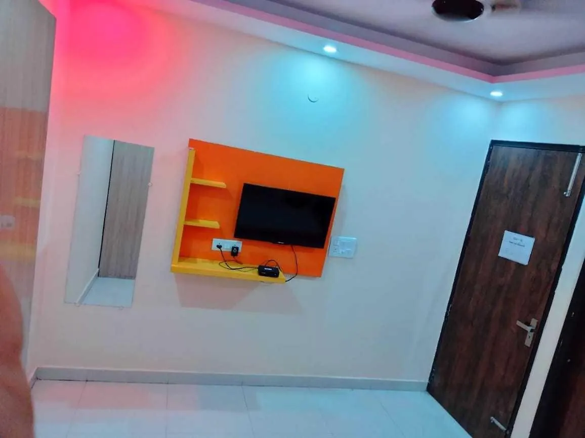 Oyo Rose Residency Prime Hotel Delhi  3*, Delhi (National Capital Territory of India)